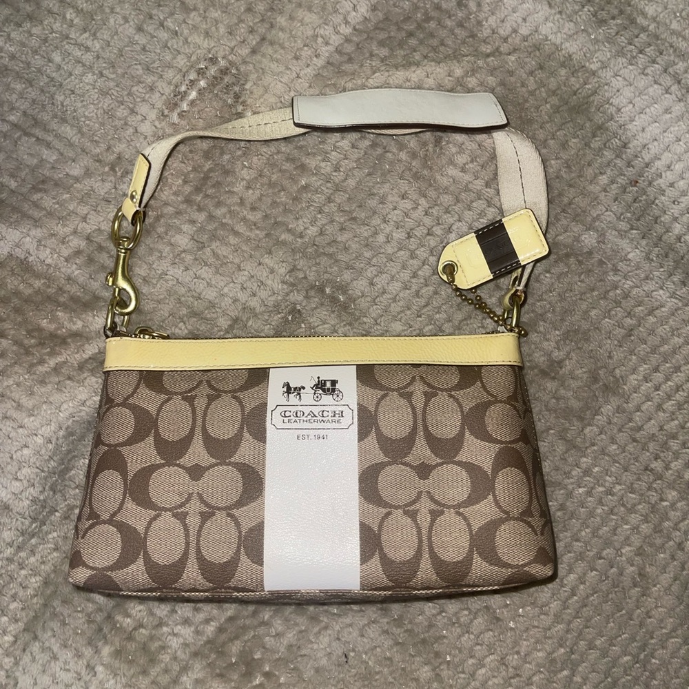 Coach shoulder bag